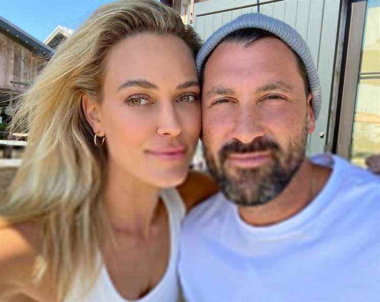 ‘CHICKEN KYIV’: l’ex-star du DWTS Maksim Chmerkovskiy prend la chaleur pour avoir fui la zone de guerre