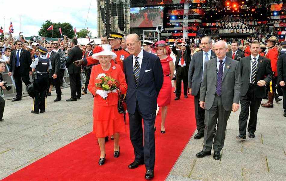 La reine et le duc d'Édimbourg en tournée au Canada (John Stillwell/PA) (PA Archive)