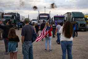 Semble familier?  Ceci est une photo de mercredi d'un convoi de protestation de camionneurs américains faisant escale dans l'Indiana en route vers Washington, DC Comme leur inspiration du Canadian Freedom Convoy, celui-ci exige la fin des mandats COVID-19.