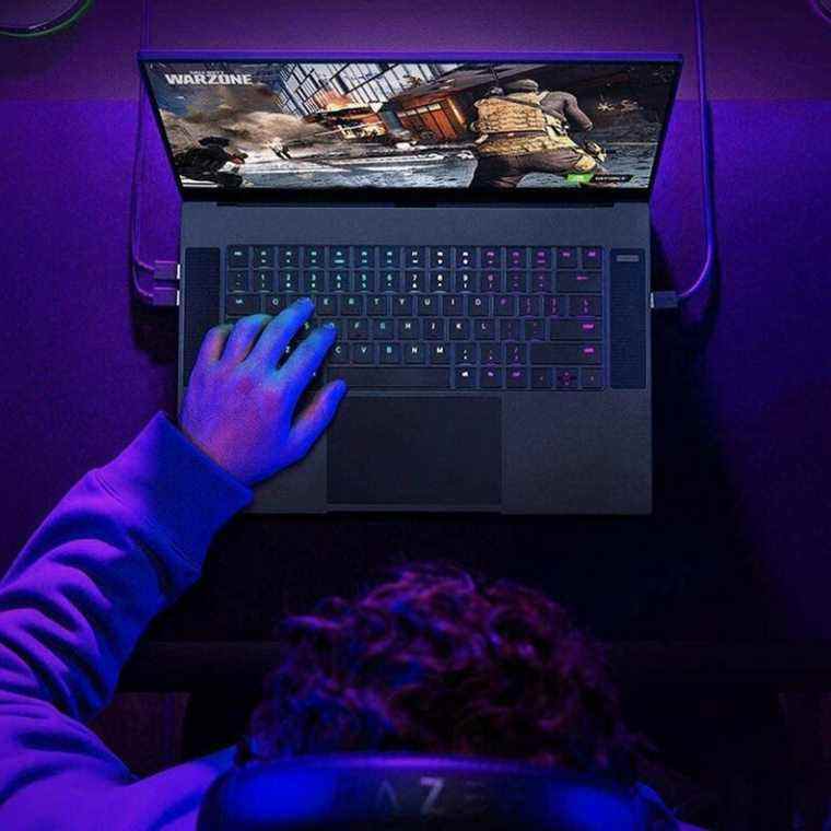 Économisez 400 $ sur l’ordinateur portable de jeu Razer Blade 15 avec une carte graphique RTX 3070