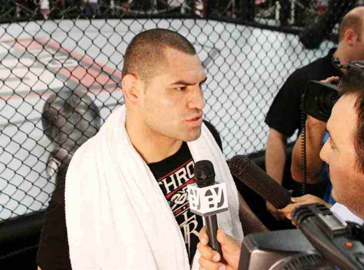 CITIZEN CAIN: UFC et Rogan soutiennent l’ex-champion Velasquez dans un essai de tir pédo