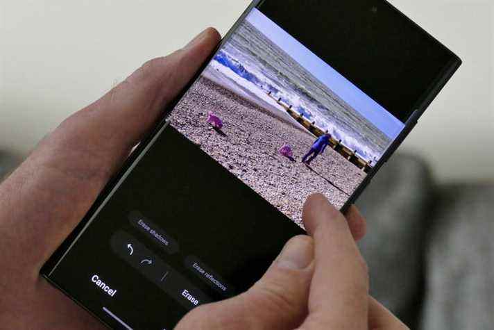 Object Eraser fonctionne sur le Galaxy S22 Ultra.