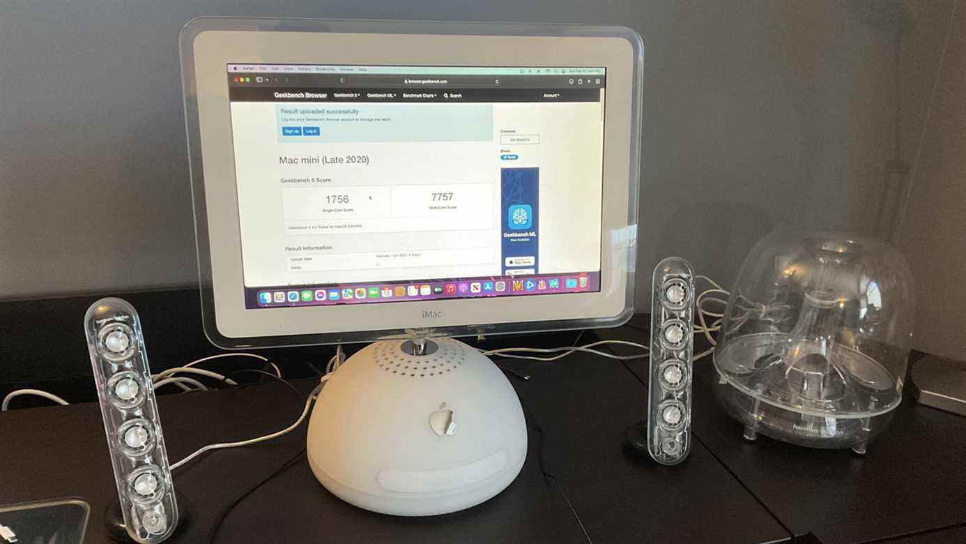 Apple iMac G4 M1 mod