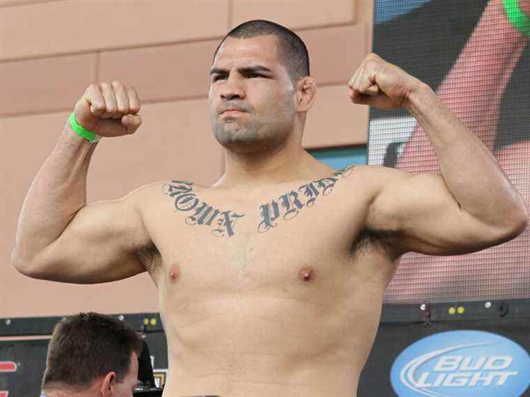 L’ex-star de l’UFC, Cain Velasquez, a refusé sa caution pour avoir tiré sur un pédophile accusé