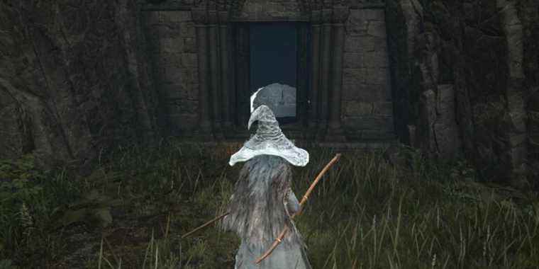 Black Knife Catacombs entrance in Elden Ring