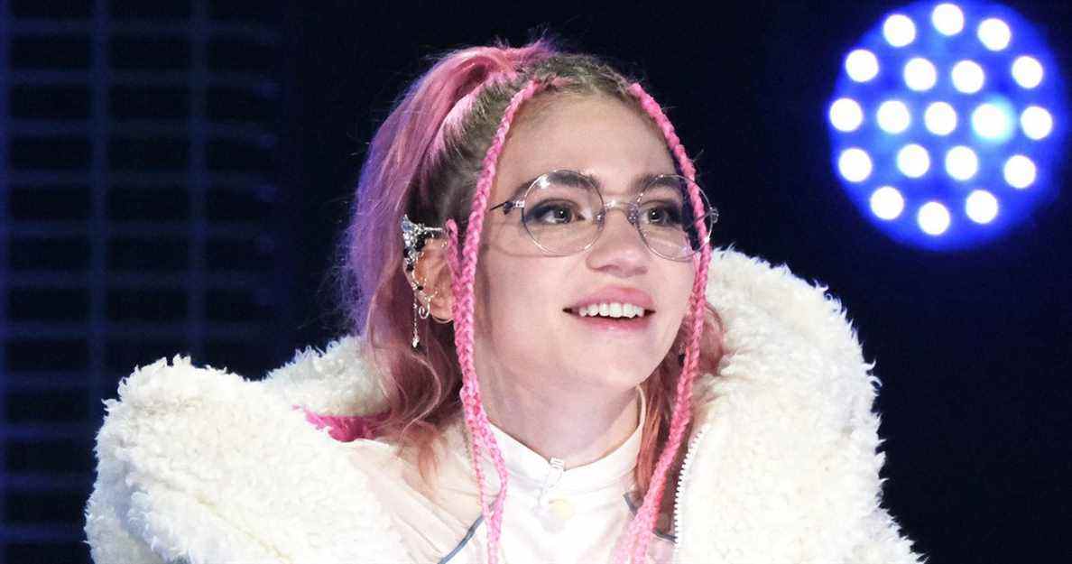 Grimes a caché un deuxième enfant (et une rupture) avec Elon Musk
