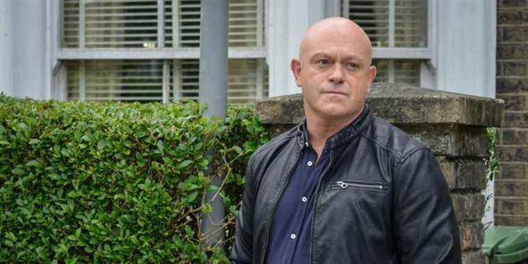 Ross Kemp d'EastEnders demande s'il reviendrait au savon

