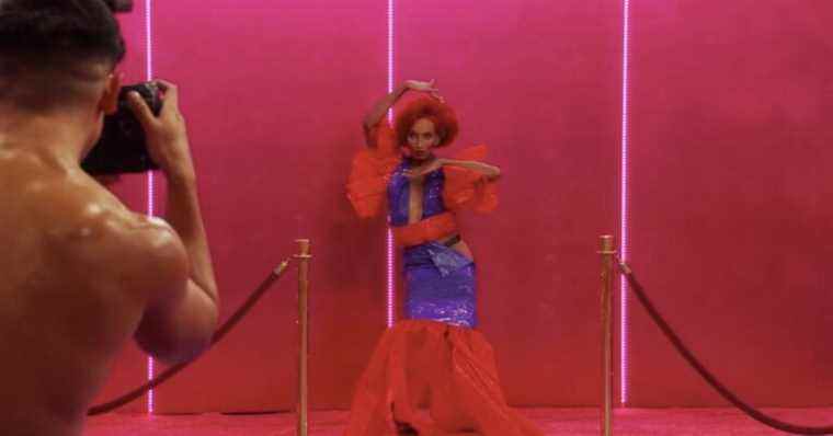 Récapitulatif de la course de dragsters de RuPaul : Snatch Game of Flops
