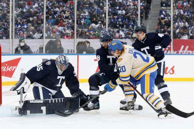 SIMMONS : Mrazek des Maple Leafs ne peut pas faire assez d’arrêts à l’intérieur ou à l’extérieur