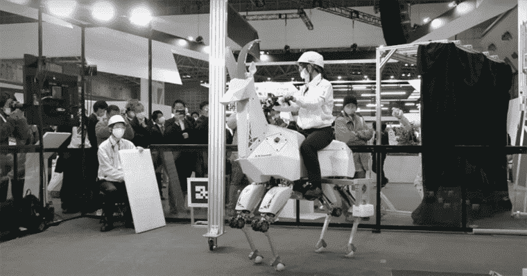 Saddle Up Sci-Fi Cowboys, Kawasaki a une chèvre robotique chevauchable