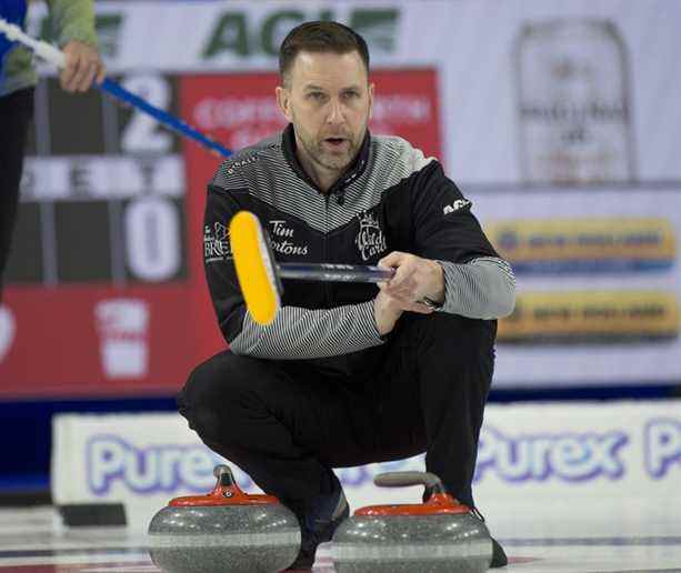 L’équipe en infériorité numérique de Gushue bat Koe de l’Alberta dans la manche supplémentaire de la finale épique du Brier