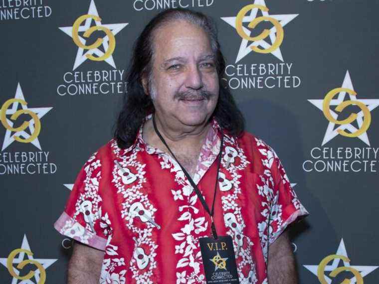 Ron Jeremy transféré dans un établissement de santé mentale après une «panne» en prison