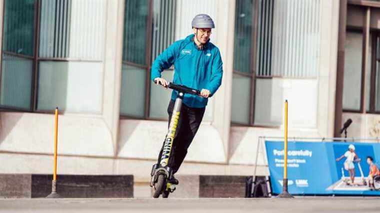 La technologie cachée (et pas si cachée) qui rend les trottinettes électriques plus sûres