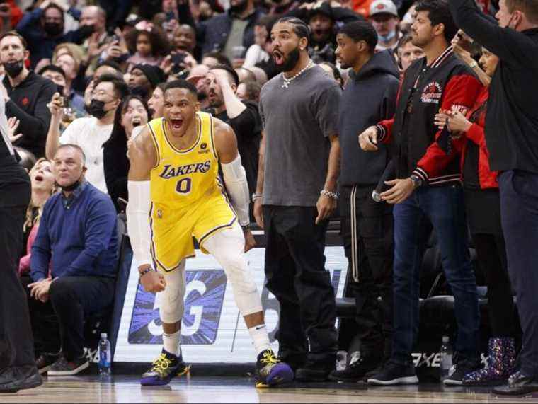 Drake stupéfait devient viral après que Russell Westbrook des Lakers frappe un miraculeux 3 points