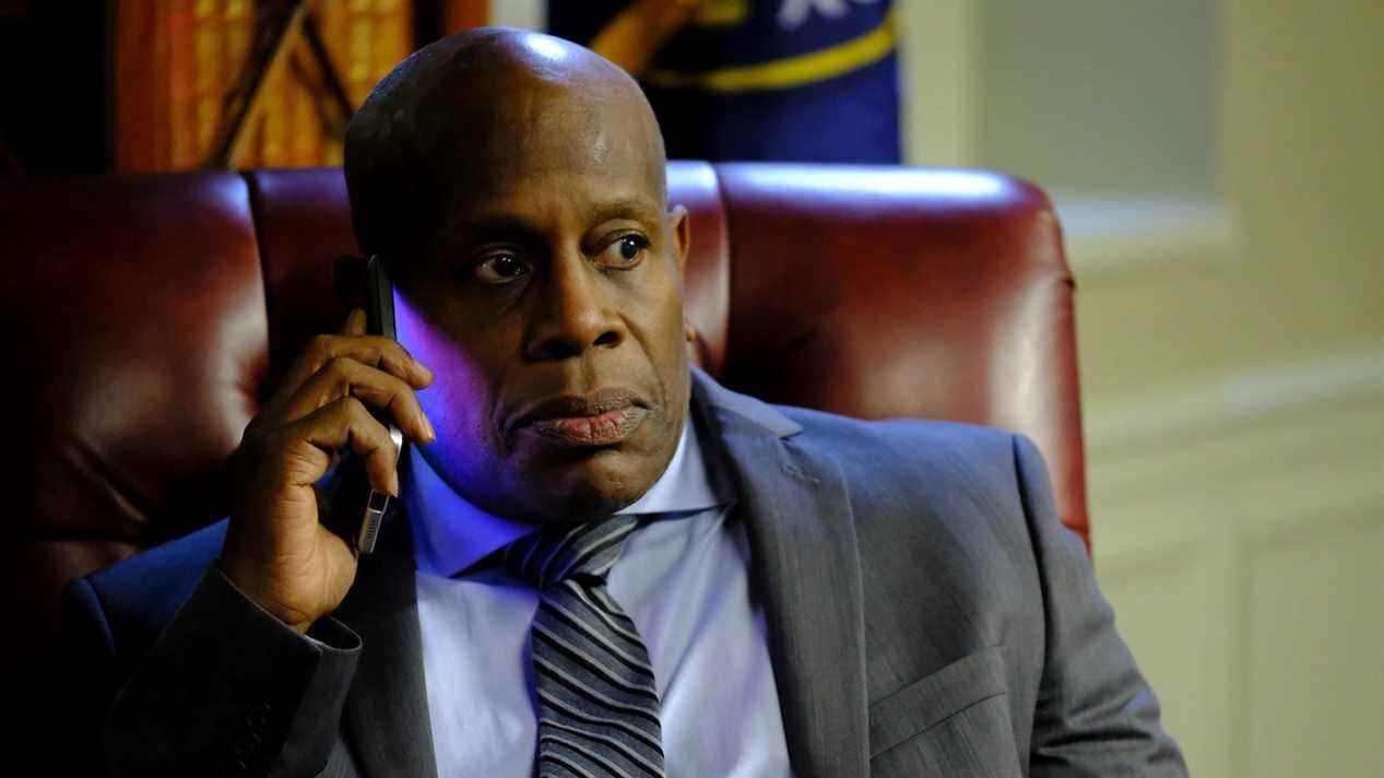 James Moses Black dans le rôle de Donald Simms dans 24 : Legacy