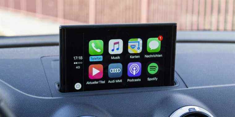 Quels constructeurs automobiles proposent Apple CarPlay ?