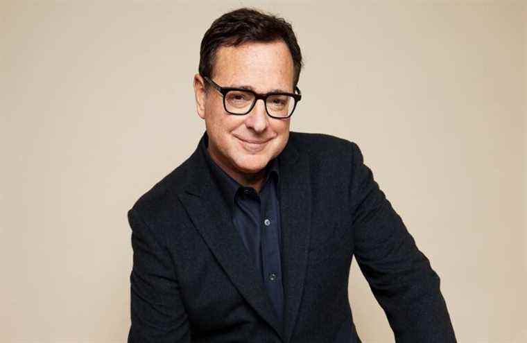 Bob Saget est probablement mort après s’être cogné la tête sur la « moquette »