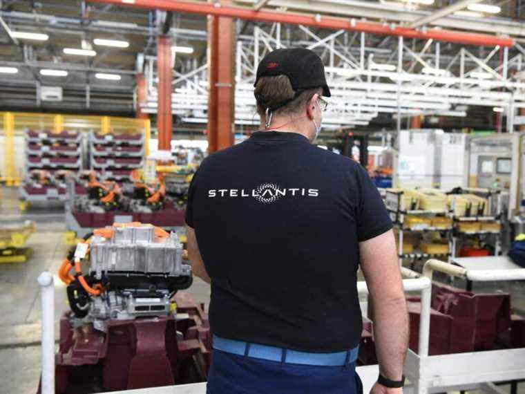 Stellantis et LG annoncent une usine de batteries pour véhicules électriques de 5 milliards de dollars en Ontario