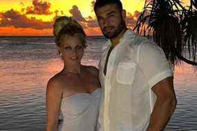 Britney Spears avec son fiancé Sam Asghari dans une image publiée sur son Instagram.