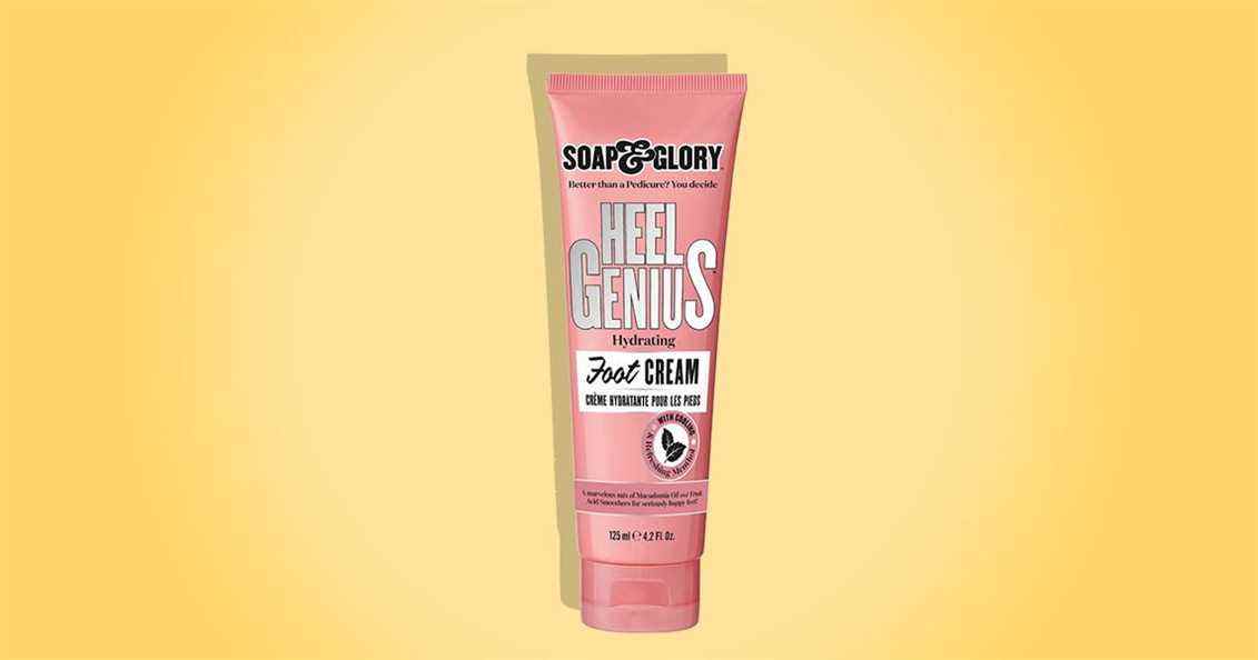 Cette crème pour les pieds lisse mes talons mieux que les professionnels
