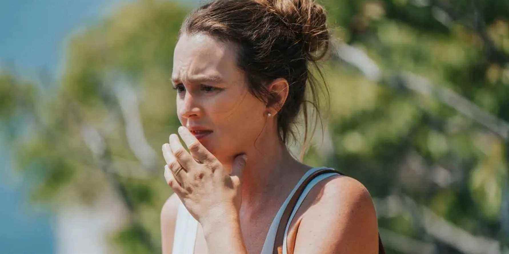 Leighton Meester as Beth in The Weekend Away