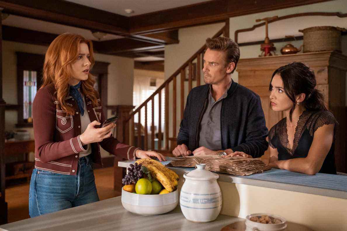 Nancy Drew TV show on The CW: canceled or renewed for season 4?