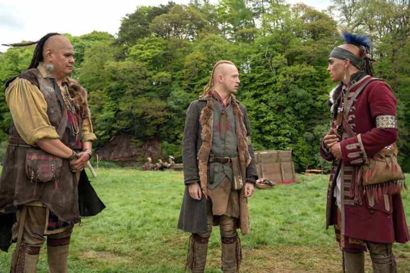 Outlander Saison 6 John Bell et Braeden Clarke 