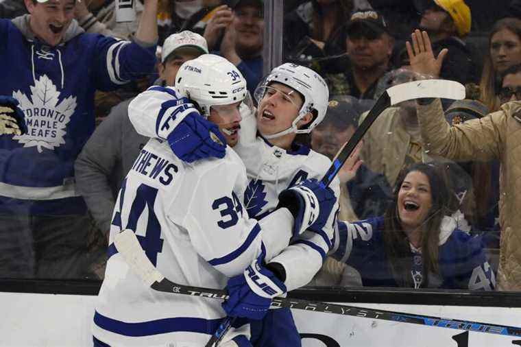 Les Maple Leafs en infériorité numérique se battent pour une victoire décisive à Boston