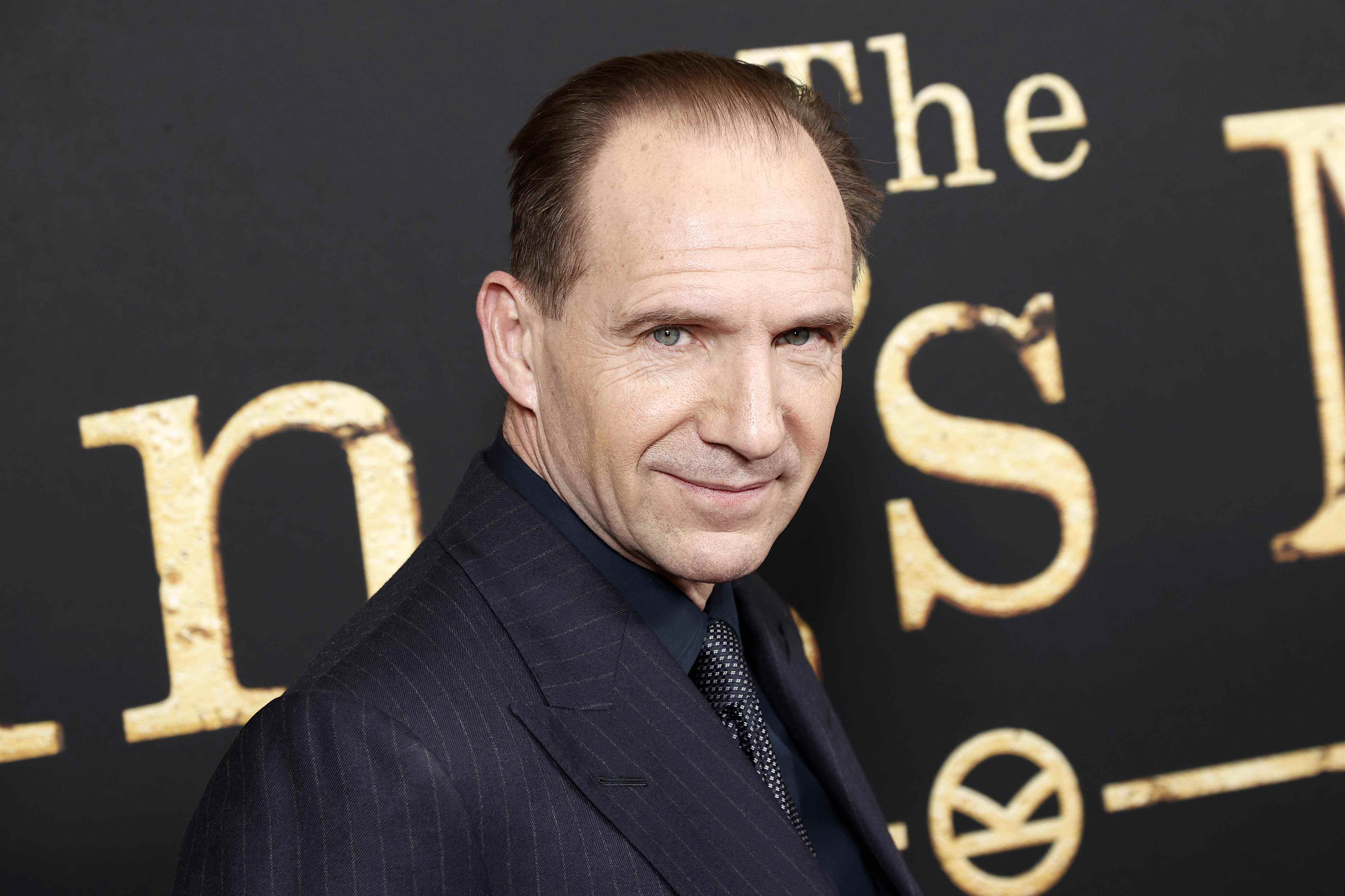 Ralph Fiennes à la première de The King's Man à New York en 2021