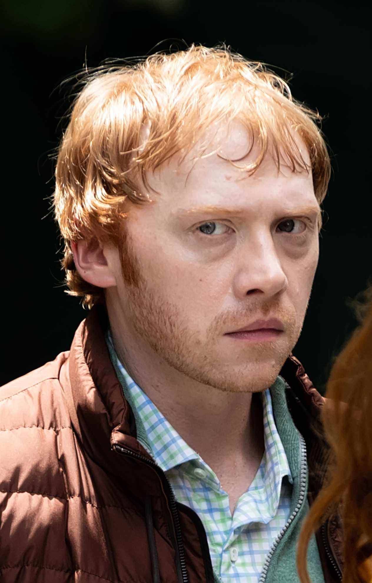 Rupert Grint sur le tournage de la saison 3 de Servant en 2021