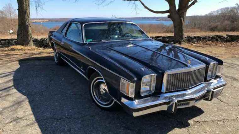 À 6 350 $, cette Chrysler Cordoba de 1979 pourrait-elle vous donner une belle mousse corinthienne ?