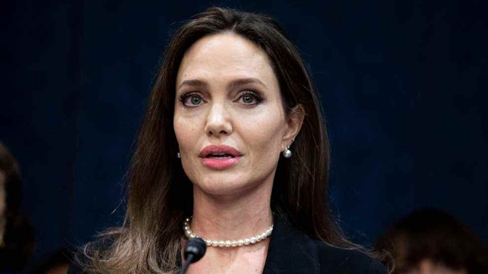 Angelina Jolie signe un accord de grande envergure avec Fremantle, « Sans sang » devient le premier projet le plus populaire à lire absolument
	
	
