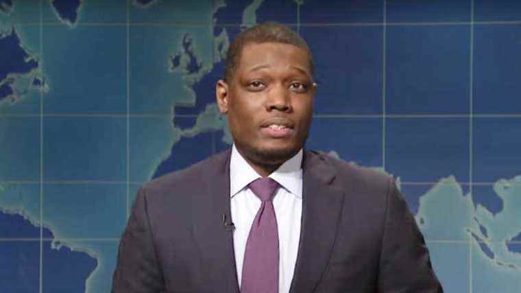 Après la propagation des rumeurs de sortie de SNL, Michael Che établit un record avec la mise à jour réelle du week-end
