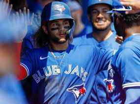 Le manager des Jays, Charlie Montoyo, a fait l'éloge de Bo Bichette, sur la photo : c'est un joueur et il veut s'améliorer.  C'est pourquoi il est ici et c'est ce que j'aime chez lui.