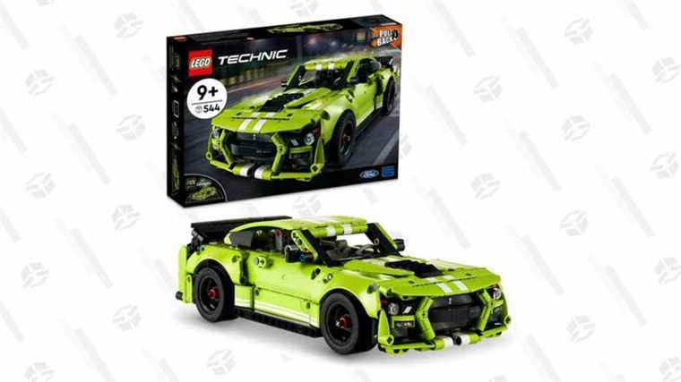 Ce LEGO Technic Ford Mustang Shelby GT500 est de 10 $ de rabais