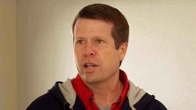 Ce que Jim Bob Duggar avait à dire après que le rapport d'agression sexuelle de Josh Duggar ait été présenté à l'audience préliminaire
