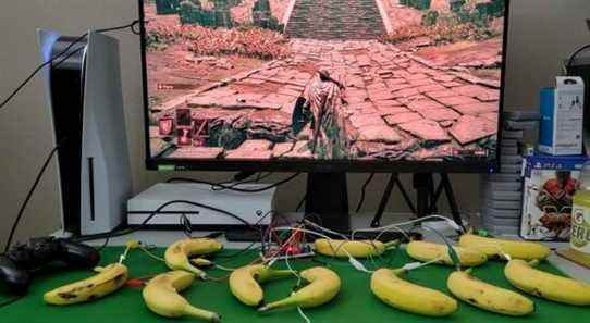 Elden Ring banana controller setup