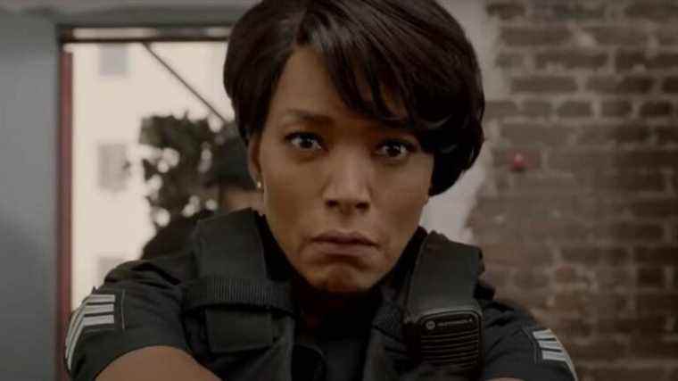 Comment 9-1-1: Lone Star a amené la subvention Athena d'Angela Bassett pour un mini-crossover pour célébrer le nouveau créneau horaire
