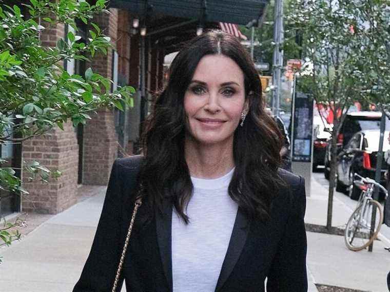 Courteney Cox « ne se souvient pas » d’avoir filmé de nombreux épisodes de « Friends »