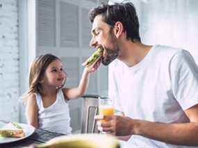 Un père au foyer n'aime pas qu'on l'appelle M. Maman.