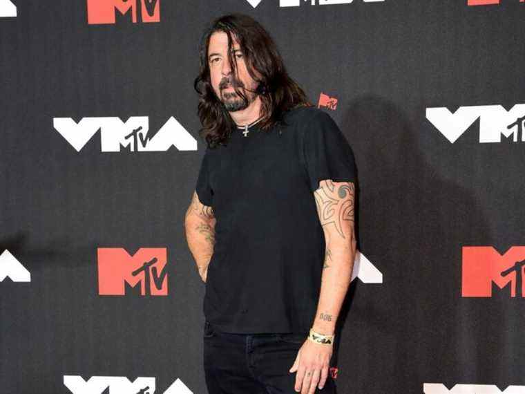 Dave Grohl voulait « tuer » les Foo Fighters dans une « vieille maison effrayante »