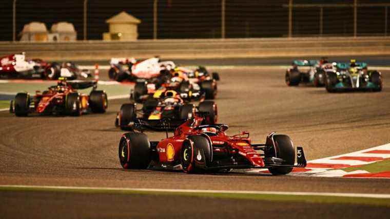 Ferrari termine 1-2 lors de l’ouverture de la saison de F1 à Bahreïn, les deux Red Bull prennent leur retraite