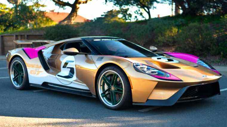 Il y a une Ford GT à 1,2 million de dollars à vendre qui vous brûlera les yeux