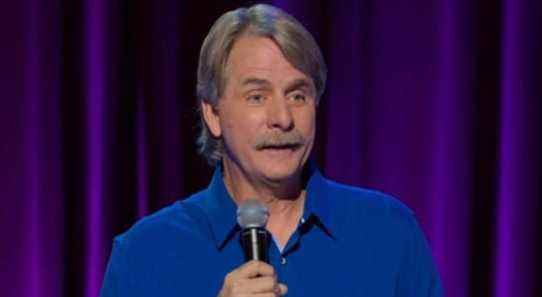 Internet rôtit Jeff Foxworthy pour une blague datée dans son nouveau spécial Netflix