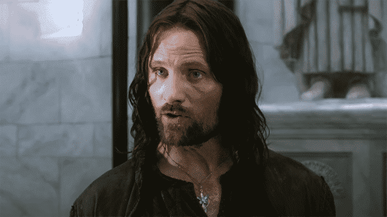 Je suis vraiment désolé et triste d'annoncer qu'Aragorn de LOTR n'a pas canoniquement de barbe
