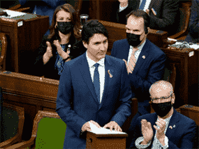 Le premier ministre Justin Trudeau prend la parole avant une allocution virtuelle au Parlement du président ukrainien Volodymyr Zelensky à la Chambre des communes à Ottawa, le 15 mars 2022.