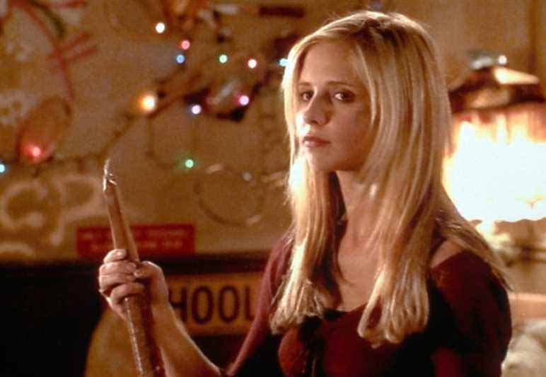 BUFFY THE VAMPIRE SLAYER, Sarah Michelle Gellar, (Season 4, premiered Oct. 5, 1999), 1997-2003. photo: TM and Copyright © 20th Century Fox Film Corp. All rights reserved. / Courtesy Everett Collection