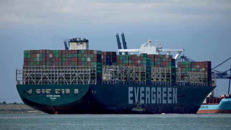 L’Ever Given est de retour dans le canal de Suez alors que le navire cousin est échoué dans la baie de Chesapeake