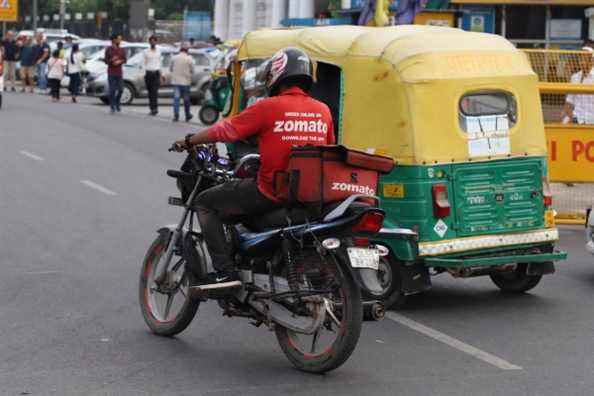 L’Indien Zomato dit qu’il livrera de la nourriture en 10 minutes dans une première mondiale