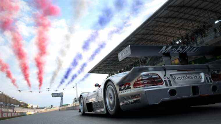 La description de Gran Turismo 7 indique que les joueurs peuvent vendre des voitures même si le jeu ne vous le permet pas